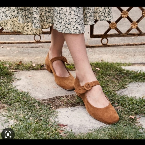 ISO Doen Sailor Heel in Cognac - Picture 1 of 1